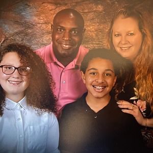 Meet your Posher, Dino